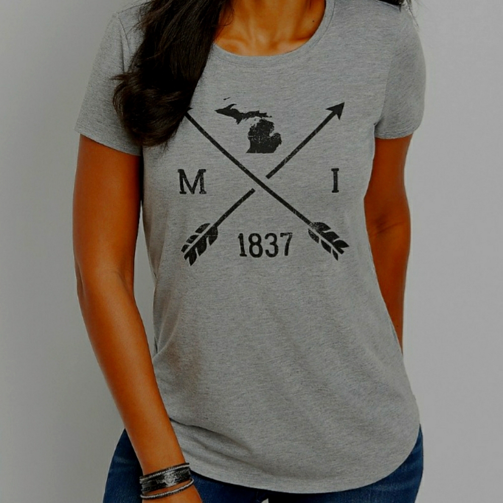 Sold. NEW● Michigan scoopneck maurices tee